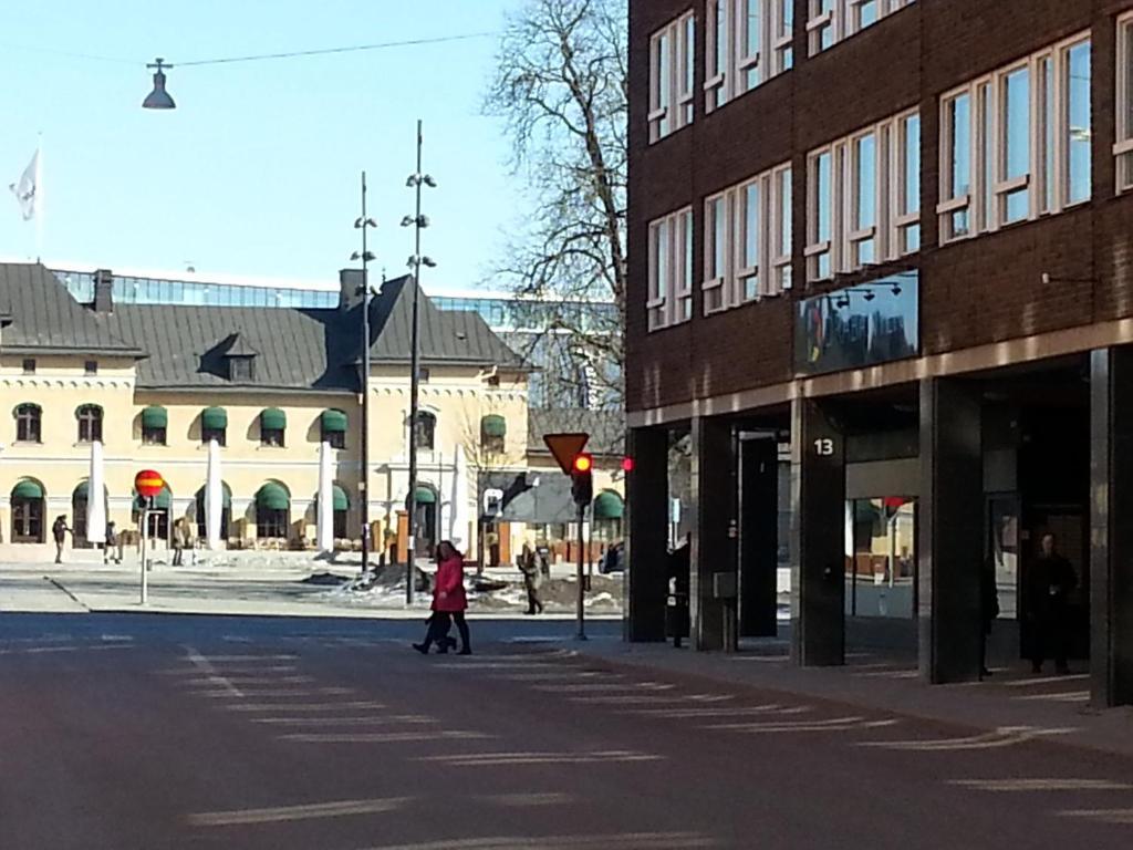 Vandrarhem Uppsala Centralstation Kültér fotó